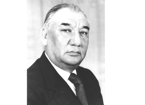 Kimyo fanlari doktori, akademik Usmonov Xamdam Usmonovichning 100 yilligiga